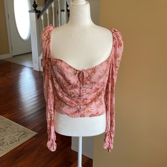 NWT - Free People Boho Hilary Pink Floral Smocked Cropped Top with Tie, Size L - Picture 2 of 9